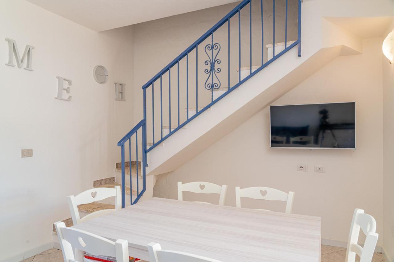 Appartamento Residenziale Trilocale 6 Posti Letto Via Oristano San Teodoro  Exterior photo